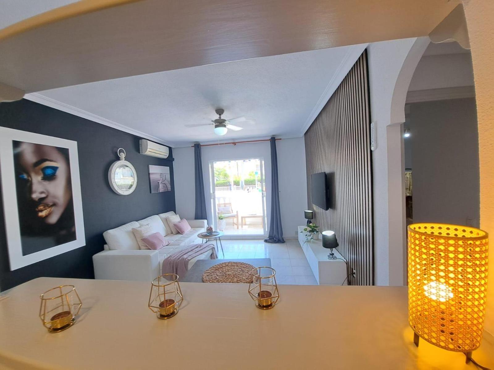 Apartamento Pod Papugami Torrevieja Exterior foto