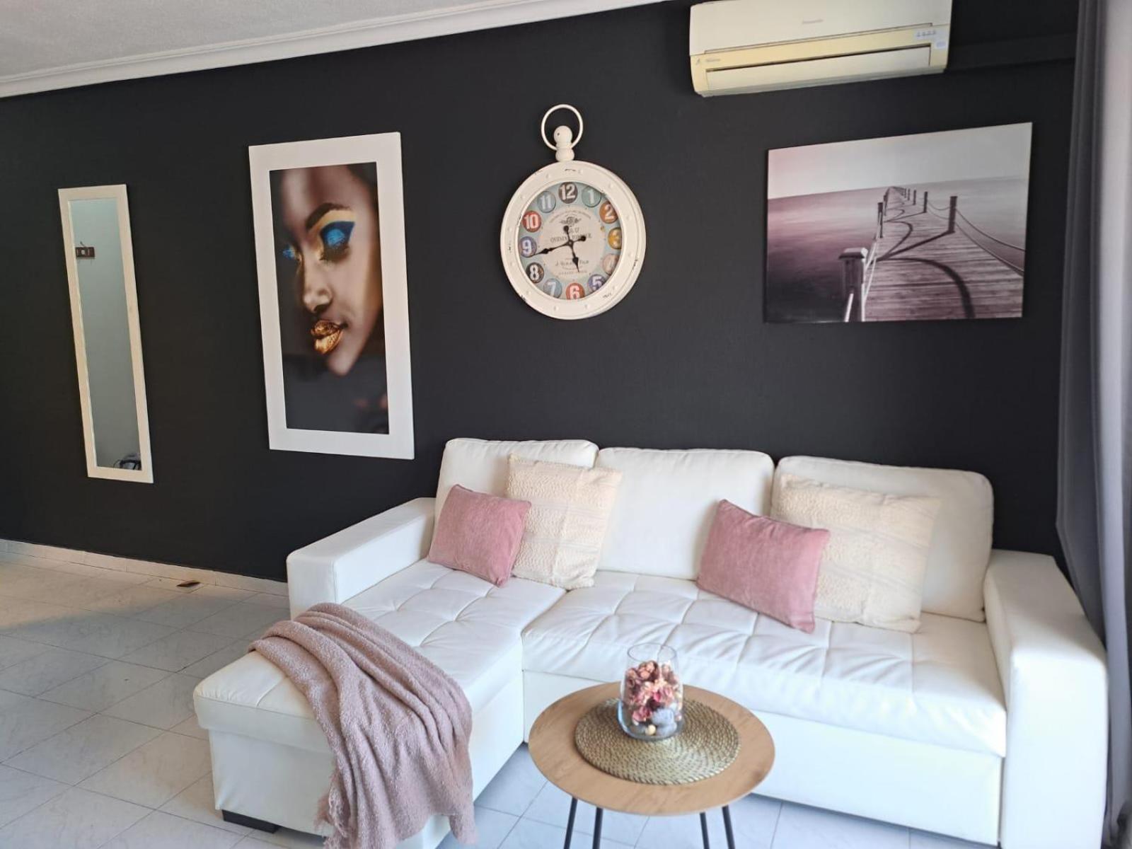 Apartamento Pod Papugami Torrevieja Exterior foto